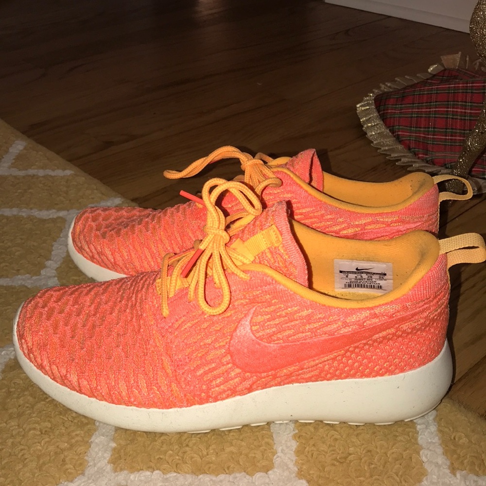 Nike Roshes